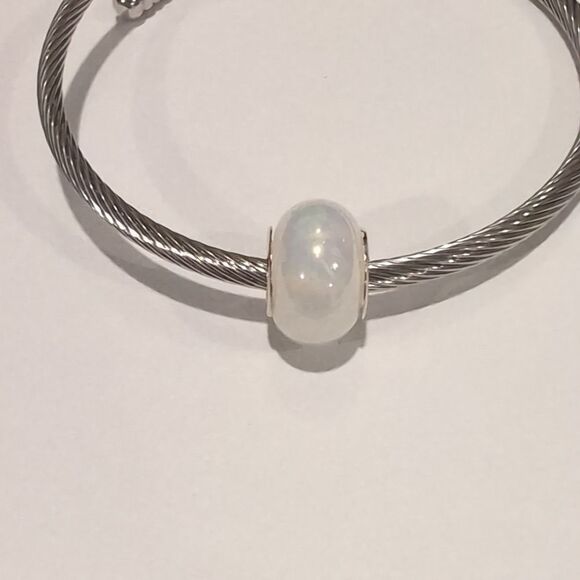Silver White Pearlesque Charm for Pandora Style Bracelet - Picture 3 of 5